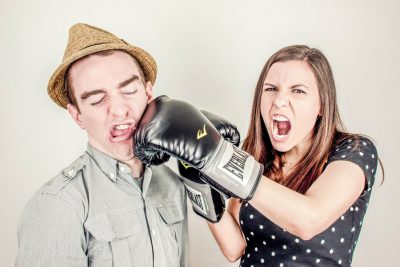 夫婦喧嘩は勝った方が負ける